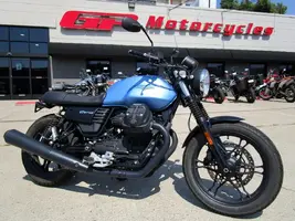 2018 Moto Guzzi V7 III Stone Azzurro Elettrico (1).webp